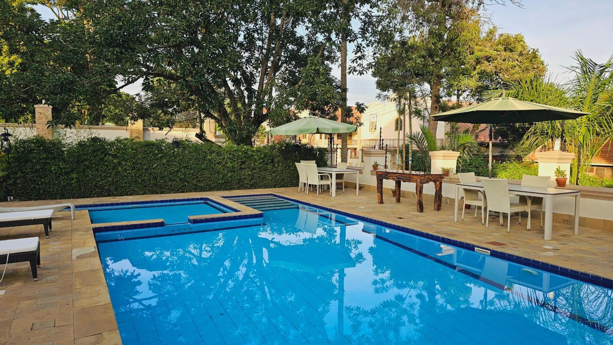 Grik Hotel - Εντέμπε Εξωτερικό φωτογραφία