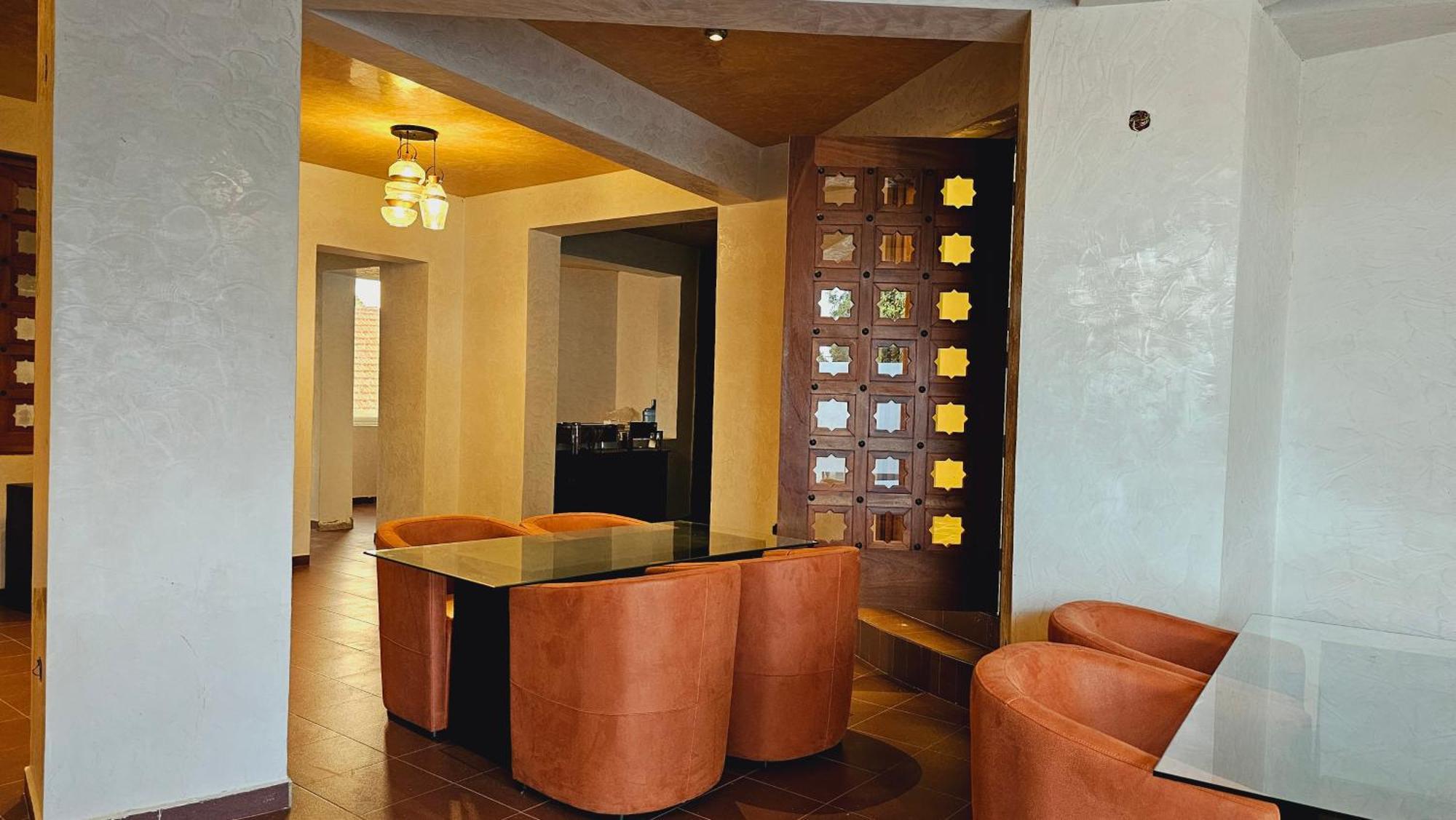 Grik Hotel - Εντέμπε Εξωτερικό φωτογραφία