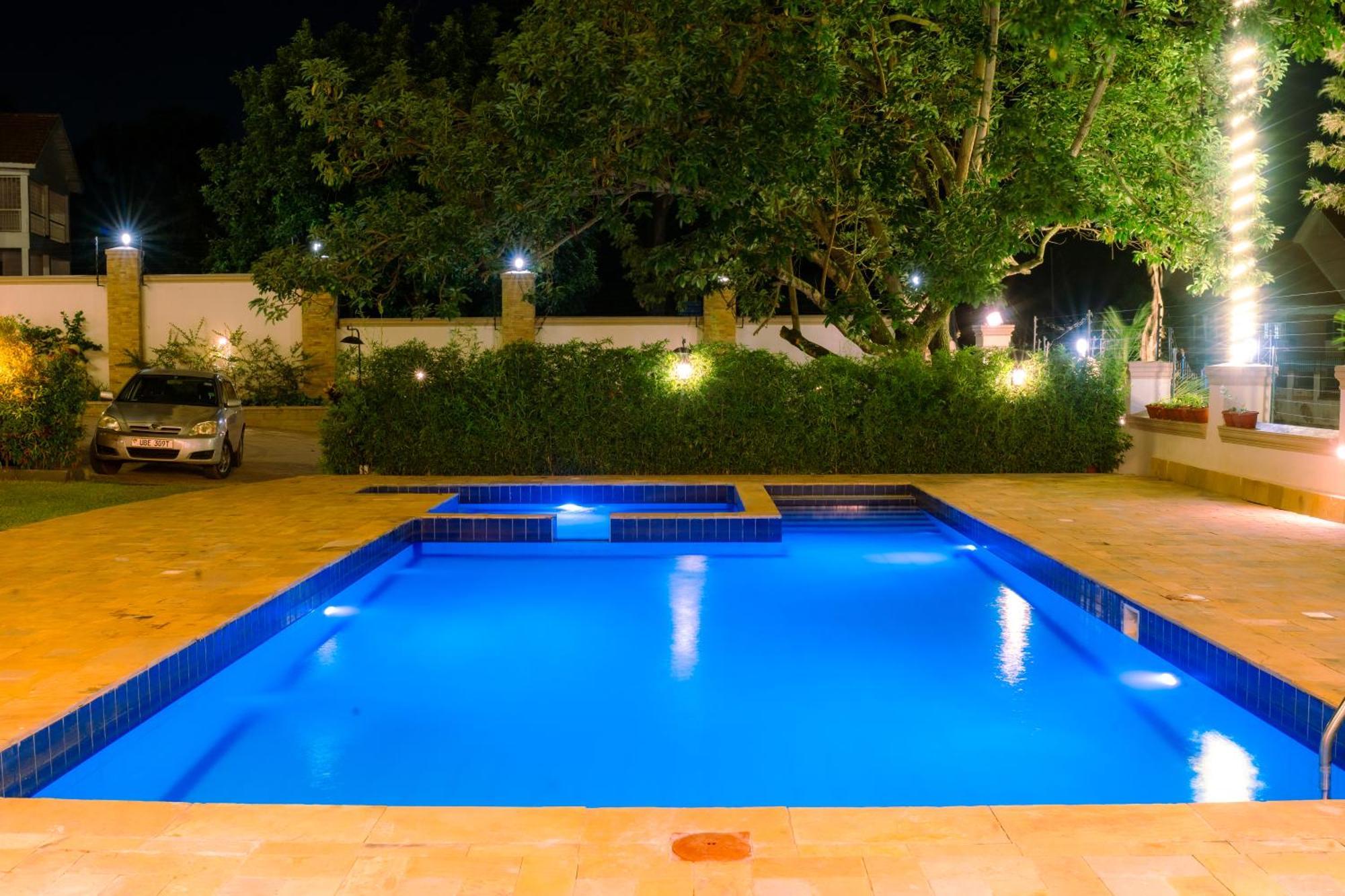 Grik Hotel - Εντέμπε Εξωτερικό φωτογραφία